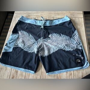 Quiksilver Men’s Surfsilk Board Shorts 40